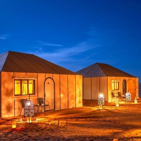 Best Desert Luxury Camp Мерцуга Екстериор снимка