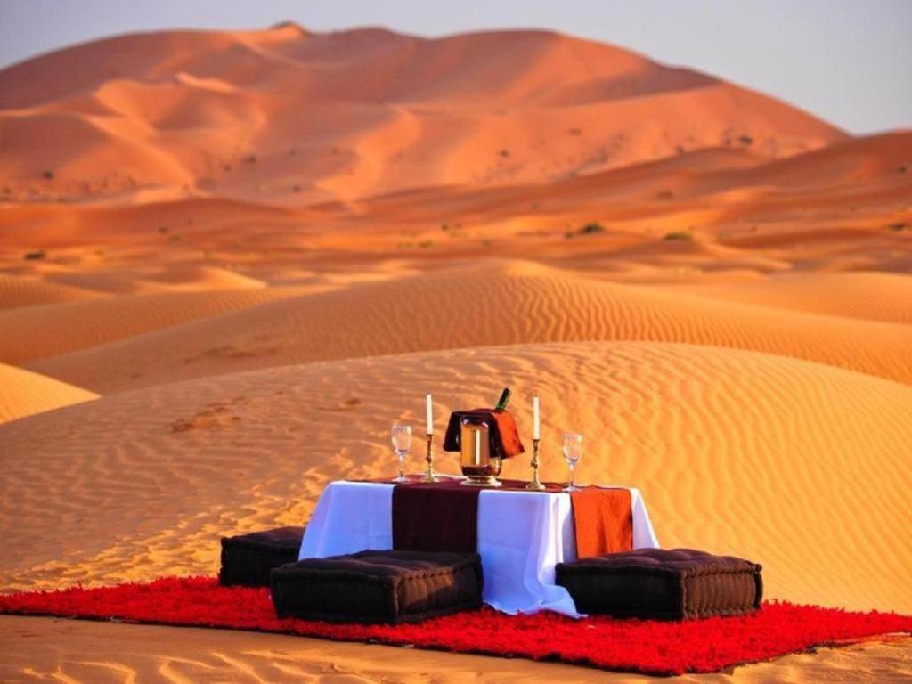 Best Desert Luxury Camp Мерцуга Екстериор снимка