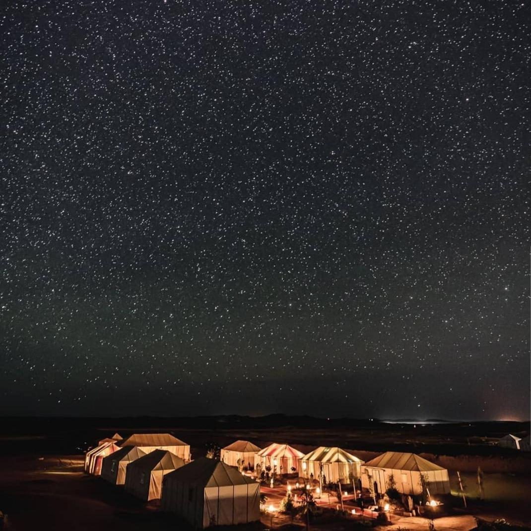 Best Desert Luxury Camp Мерцуга Екстериор снимка